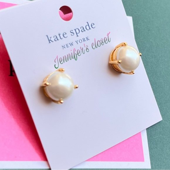 NWT ♠️ Kate Spade Pearl Stud Earrings - Picture 6 of 6